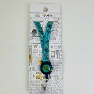 Harry Potter Snitch Badge Holder/Retractable ID Holders/Nurse Reel/Lanyard New